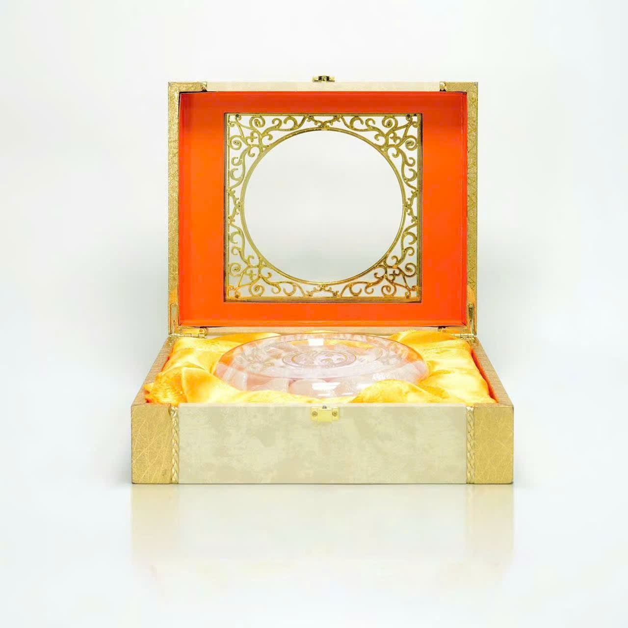 Refined Bird’s Nest Strands with Rose Decoration (Royal Gold Box) (200g)