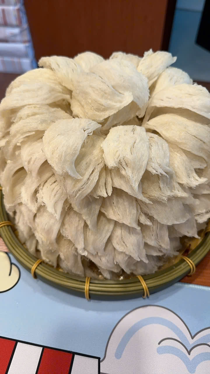 Dry-Picked Half-Moon Bird’s Nest (Square Tray Box) (500g)