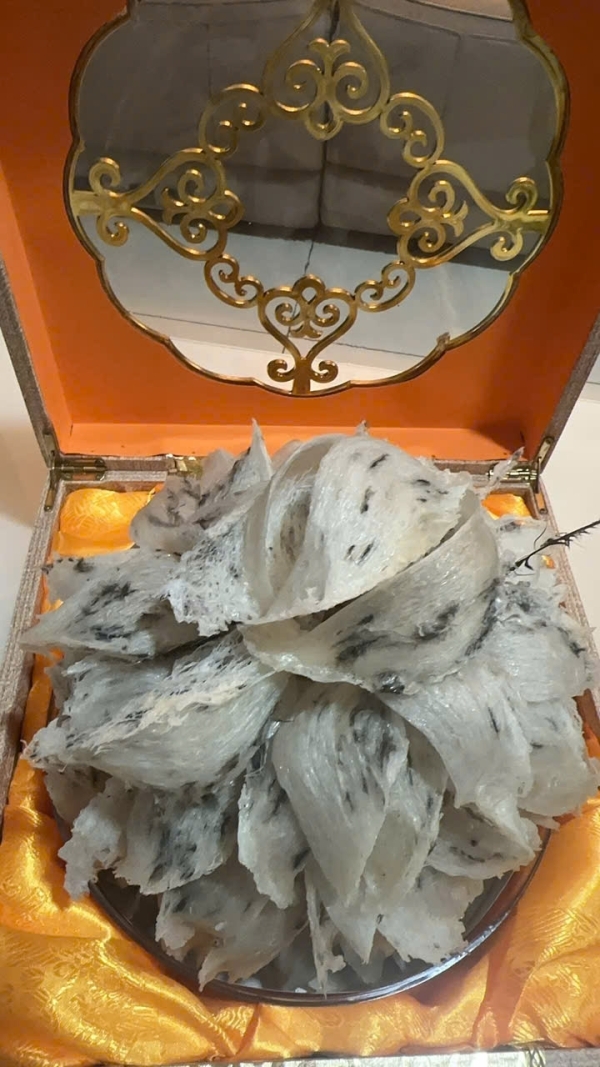 Natural Raw Whole Bird’s Nest Tower (1kg)
